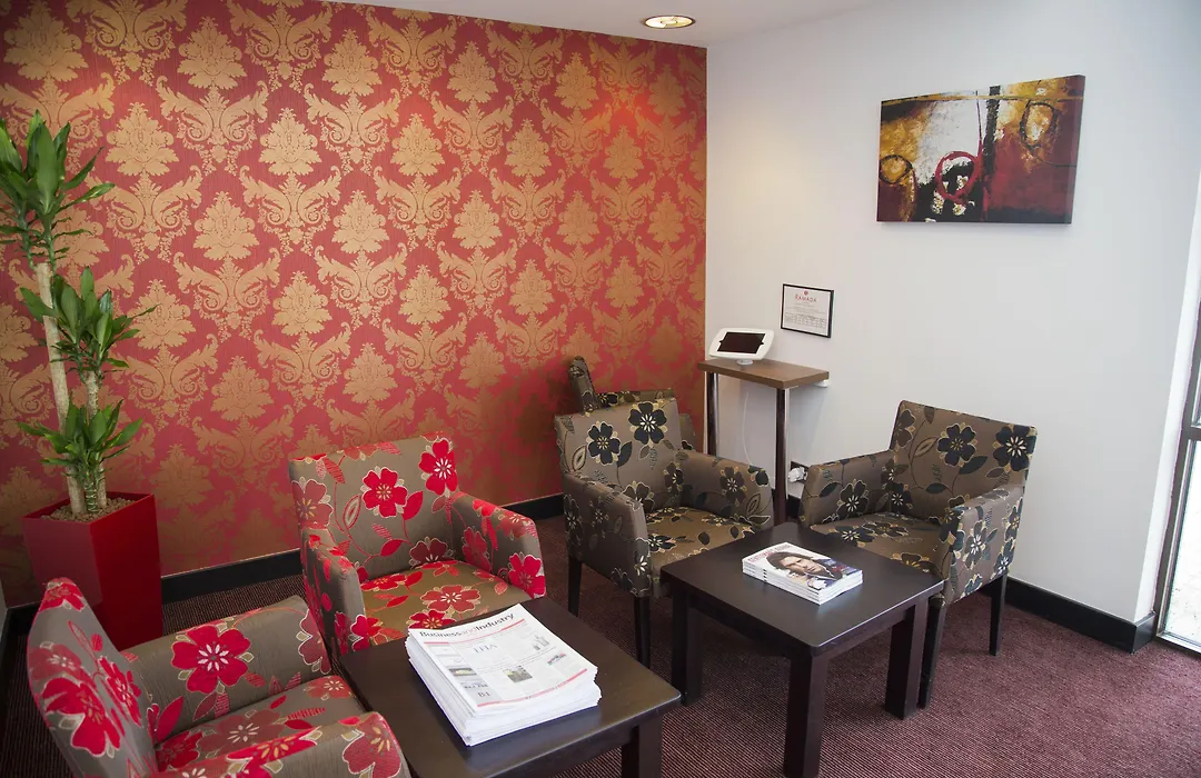 Ramada Cambridge-1
